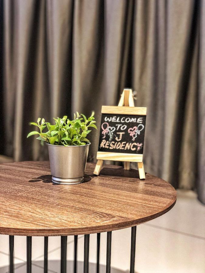 J Residence Banting  Dış mekan fotoğraf